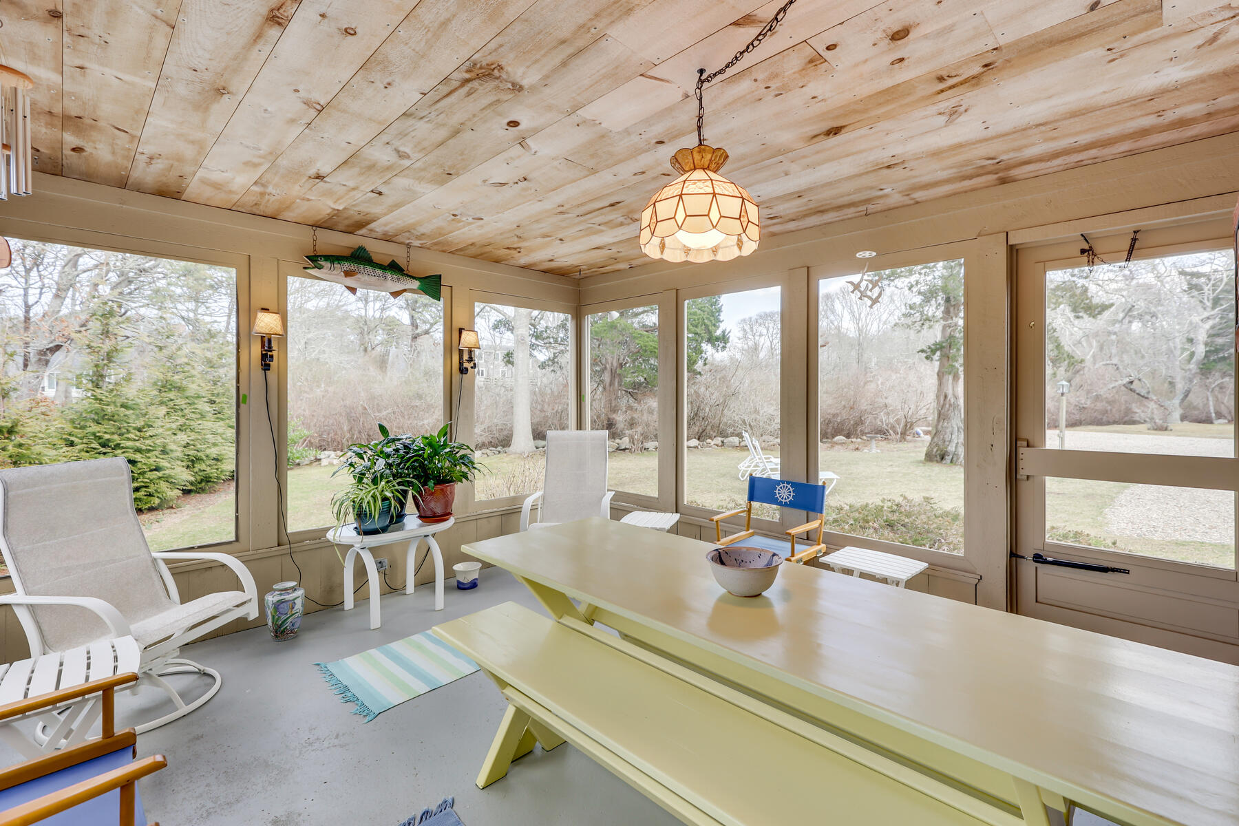 84 Beach Road Orleans, MA 02653 - Photo 25 of 45 a very nice looking living room with a large window