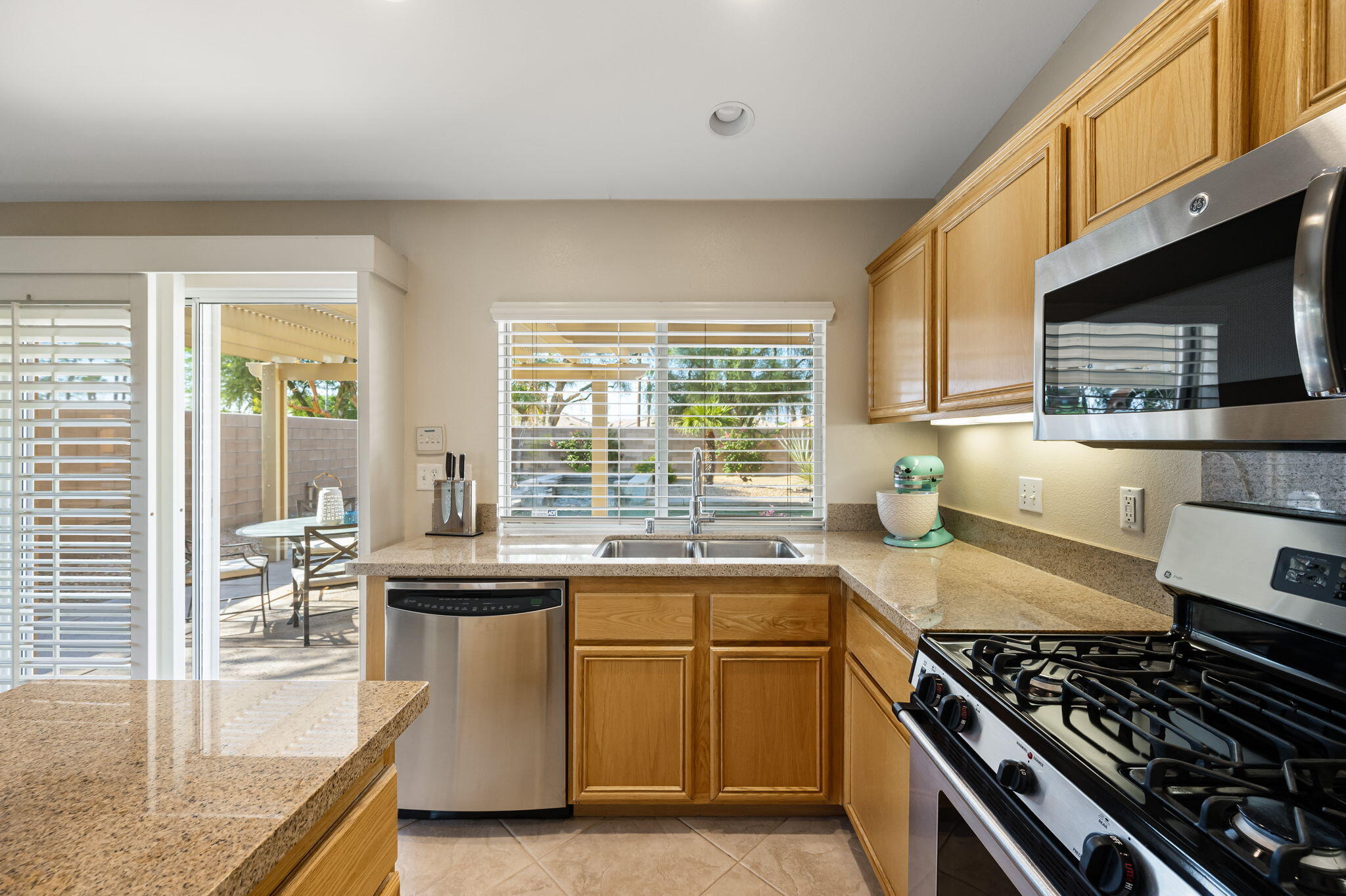 80559 Virginia Avenue Indio, CA 92201 - Photo 16 of 41 22-web-or-mls-KK_Virginia_0825_OPMG_022