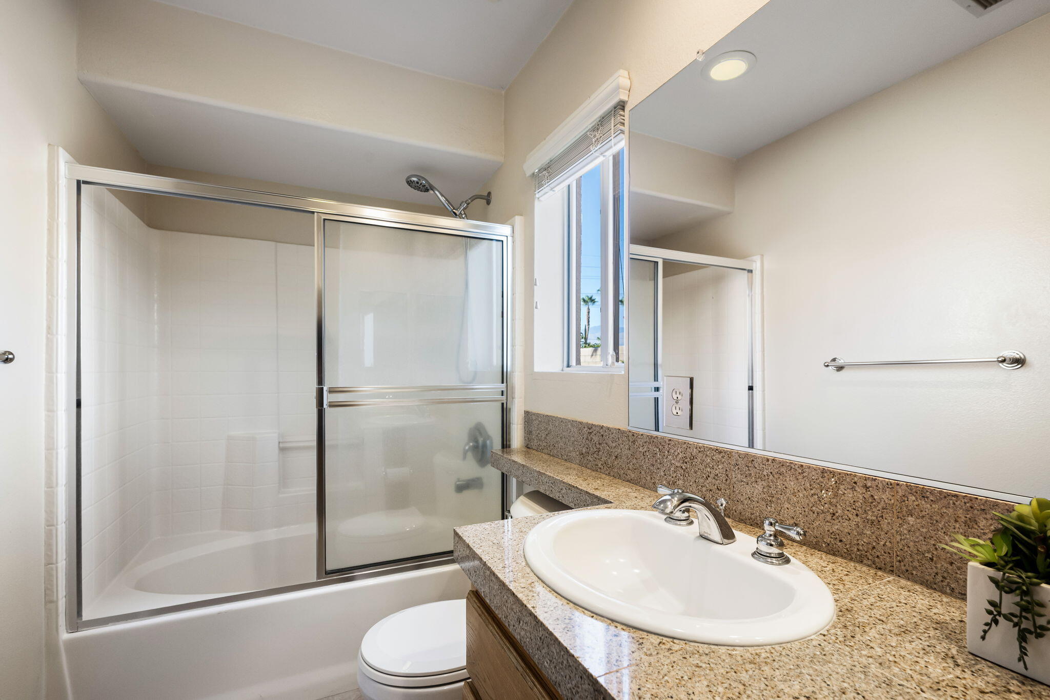 80559 Virginia Avenue Indio, CA 92201 - Photo 23 of 41 38-web-or-mls-KK_Virginia_0825_OPMG_038