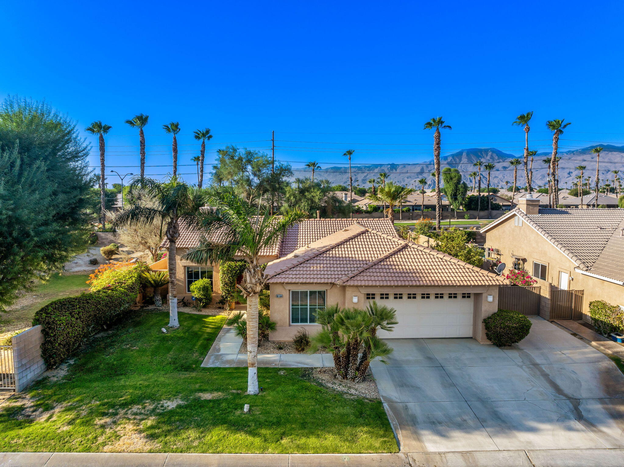 80559 Virginia Avenue Indio, CA 92201 - Photo 4 of 41 1-web-or-mls-KK_Virginia_0825_OPMG_001