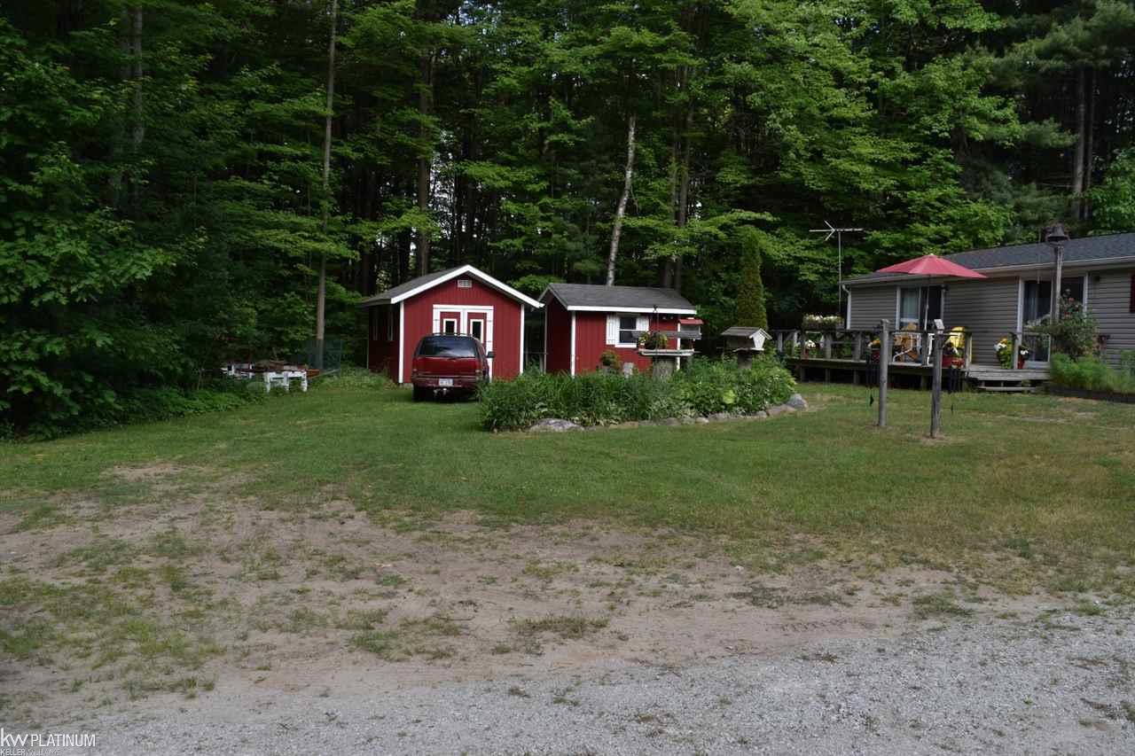 7203 Bryce Road North Street, MI 48049 - Photo 10 of 44