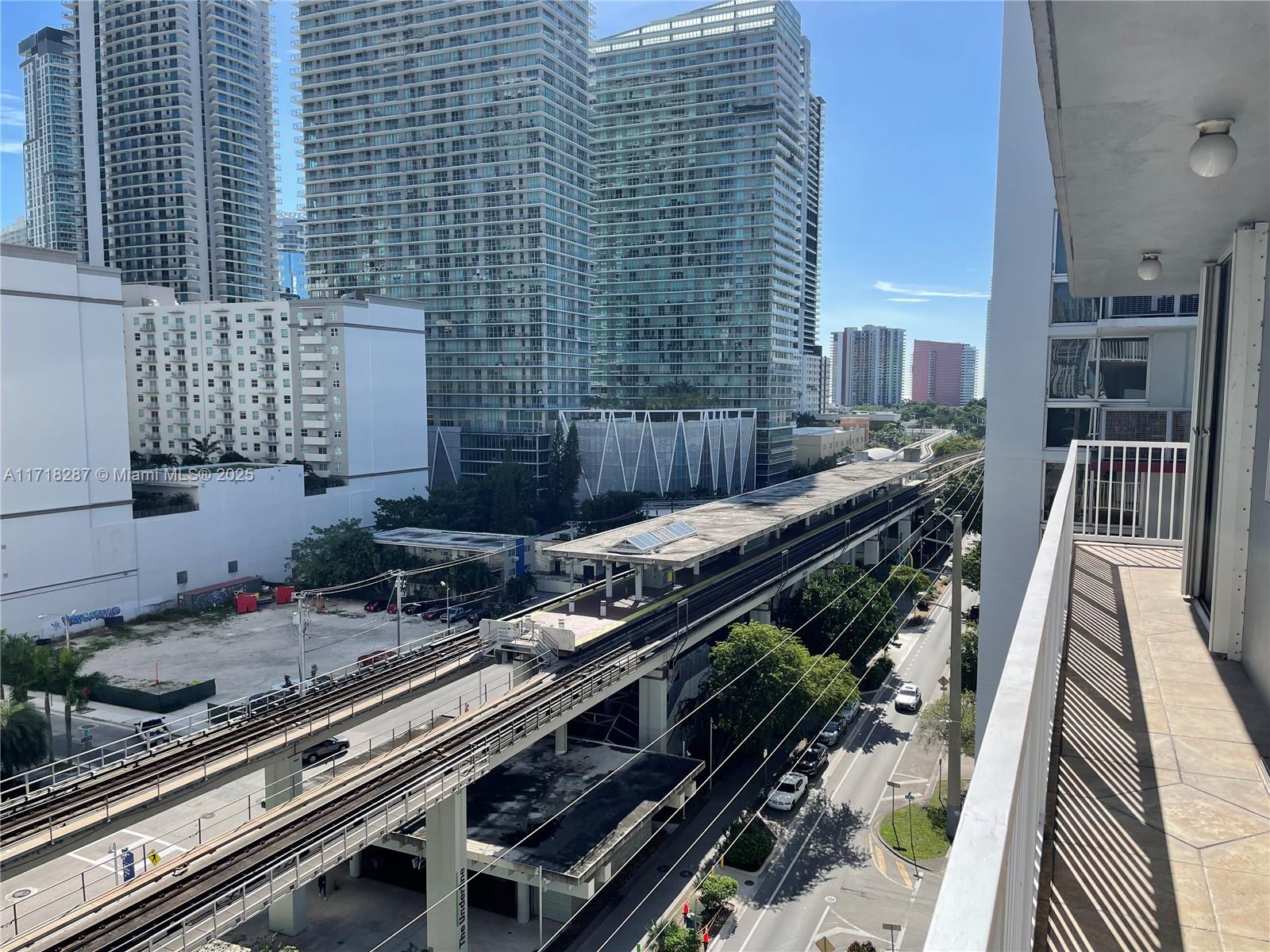 104 Southwest 9th Street, Unit 1106 Miami, FL 33130 - Photo 1 of 36 SE view, corner unit and wrap-around balcony