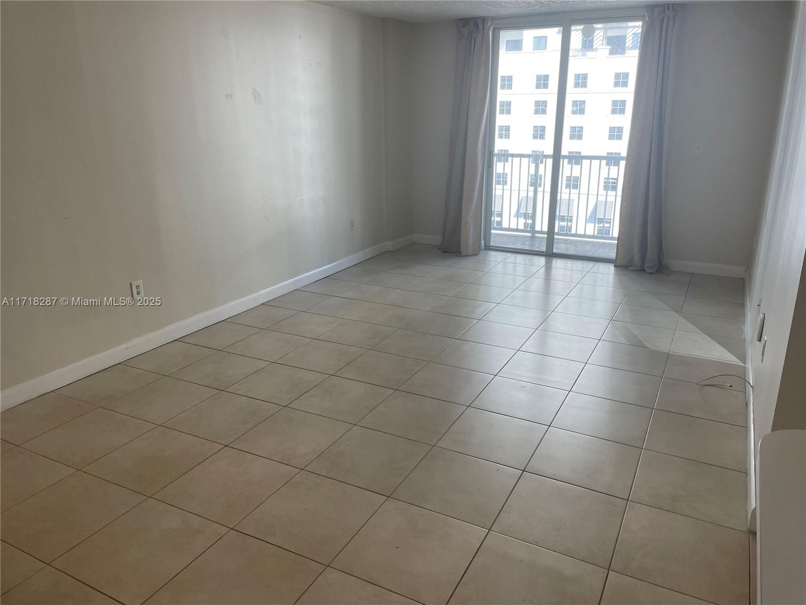 104 Southwest 9th Street, Unit 1106 Miami, FL 33130 - Photo 8 of 36 Gallery Image 8