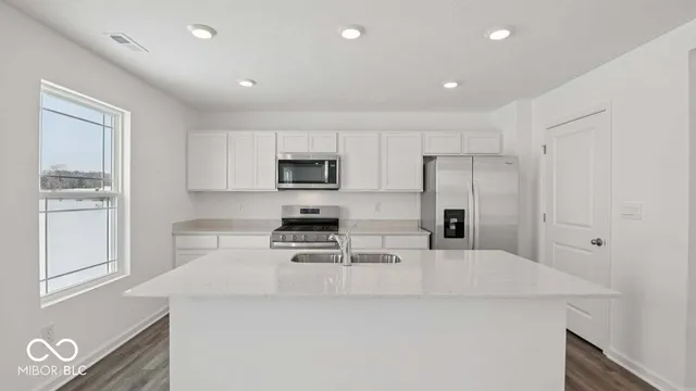 $324,900 | 1237 Simms Lane, Greenfield, IN 46140