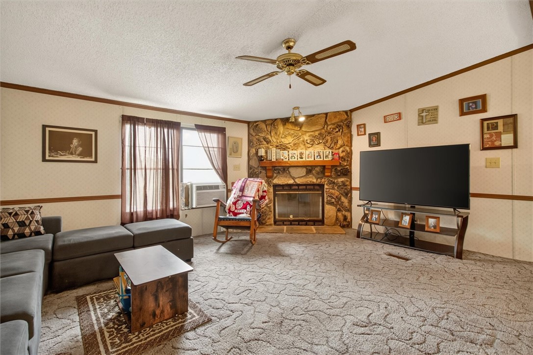 2060 Van Auken Road Arcadia, NY 14513 - Photo 45 of 50 family room