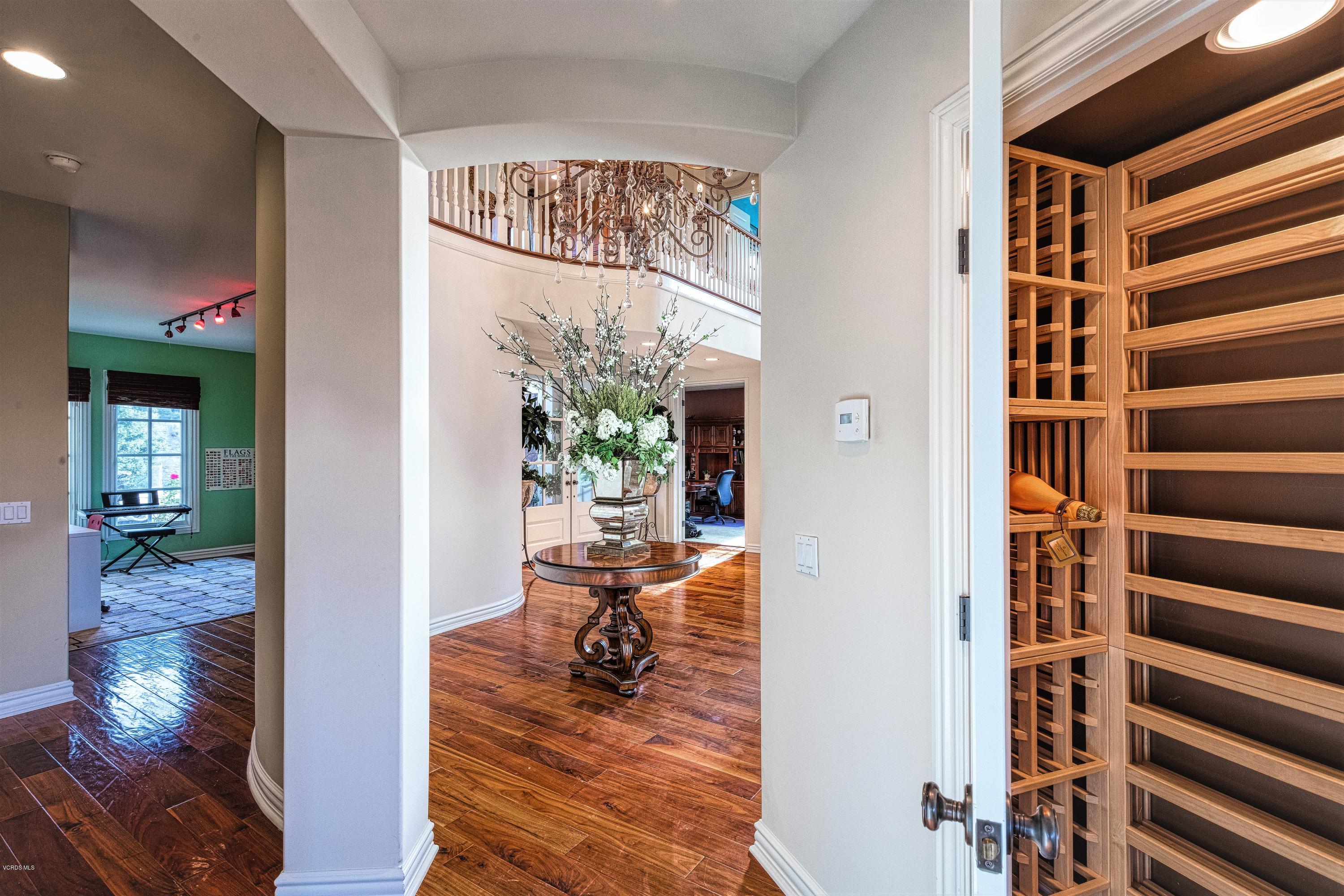 25741 Piuma Road Calabasas, CA 91302 - Photo 32 of 38 a view of interior of the house