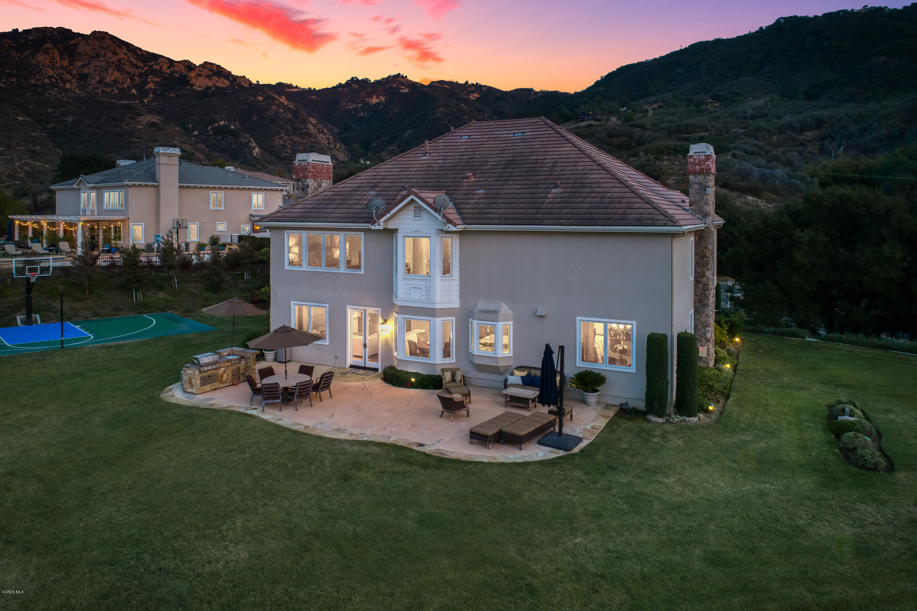 25741 Piuma Road Calabasas, CA 91302 - Photo 34 of 38 a front view of a house with garden