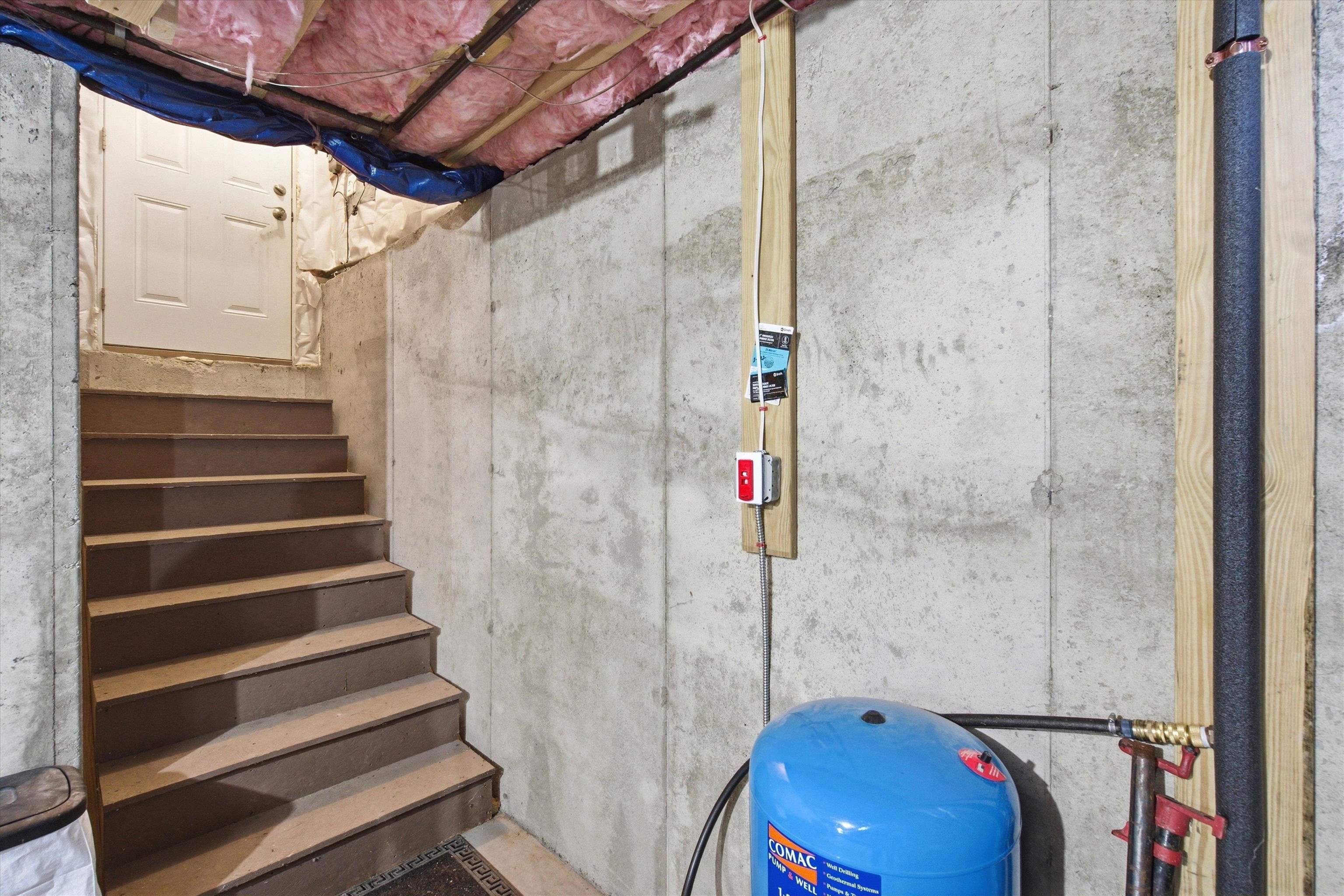 12 Rocky Hill Road Nottingham, NH 03290 - Photo 35 of 44