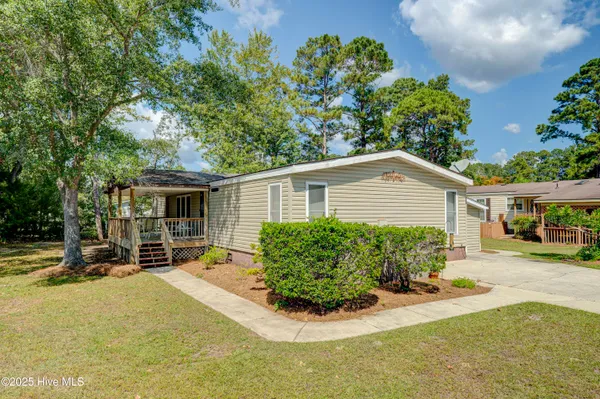 $189,000 | 609 Outrigger Court, Hampstead, NC 28443
