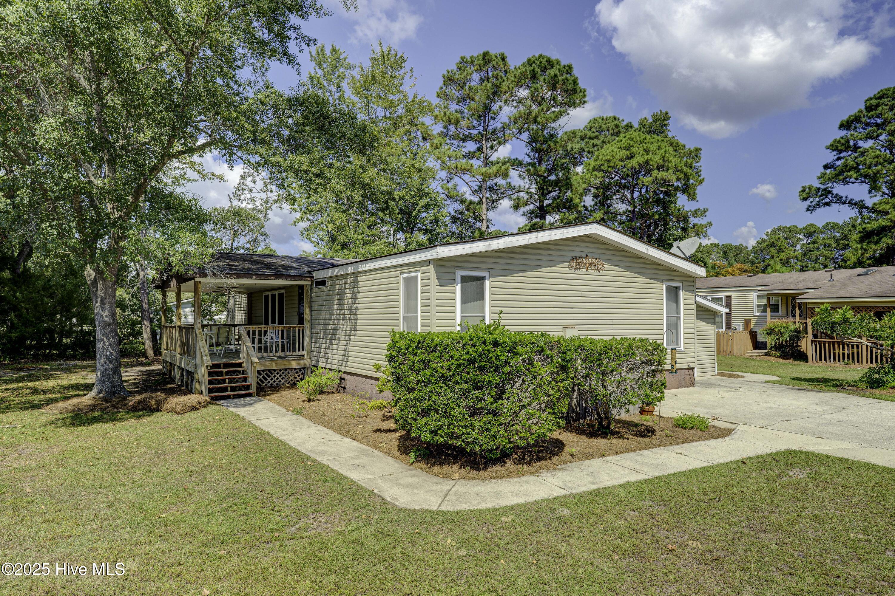 609 Outrigger Court Hampstead, NC 28443 - Photo 1 of 37 609OutriggerFinal-31