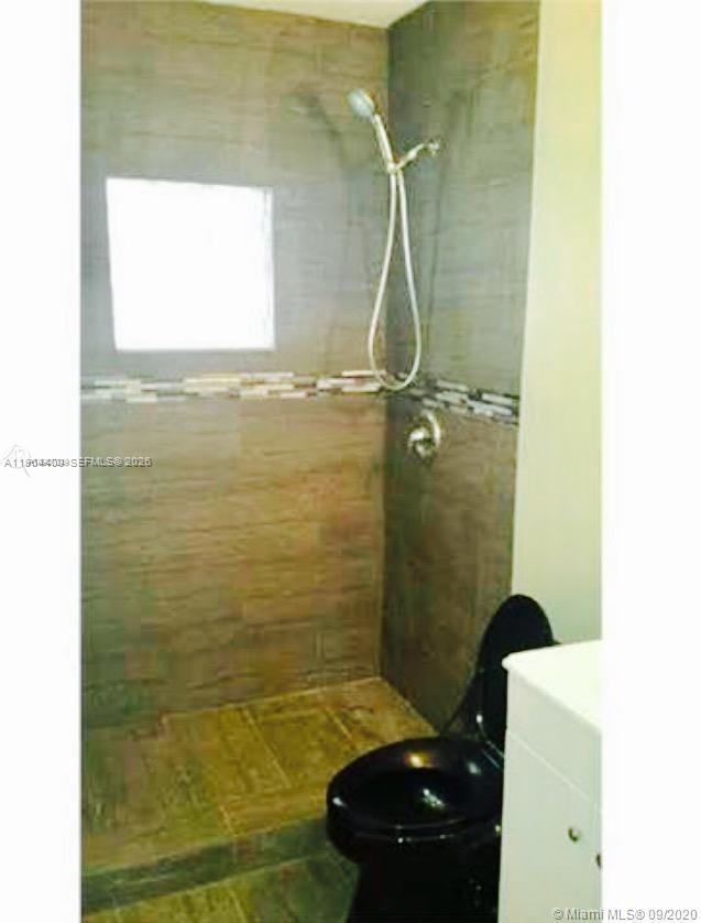 2402 Northwest 42nd Street Miami, FL 33142 - Photo 19 of 32