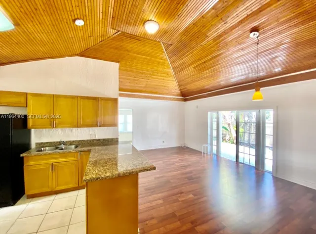 $2,999 | 2402 Northwest 42nd Street, Miami, FL 33142