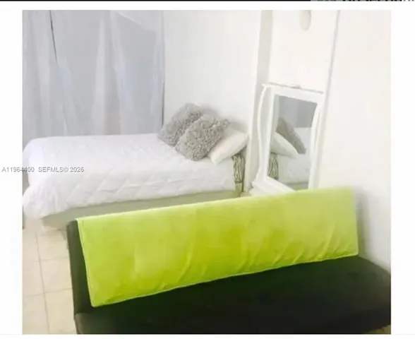 $2,999 | 2402 Northwest 42nd Street, Miami, FL 33142