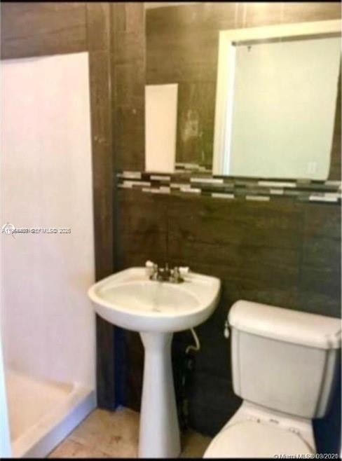 2402 Northwest 42nd Street Miami, FL 33142 - Photo 28 of 32