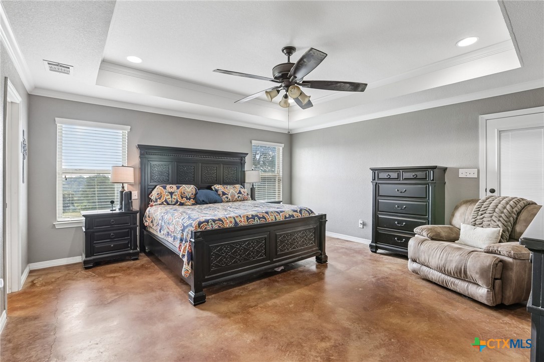 4747 Water Works Road Belton, TX 76513 - Photo 27 of 40 Primary Bedroom