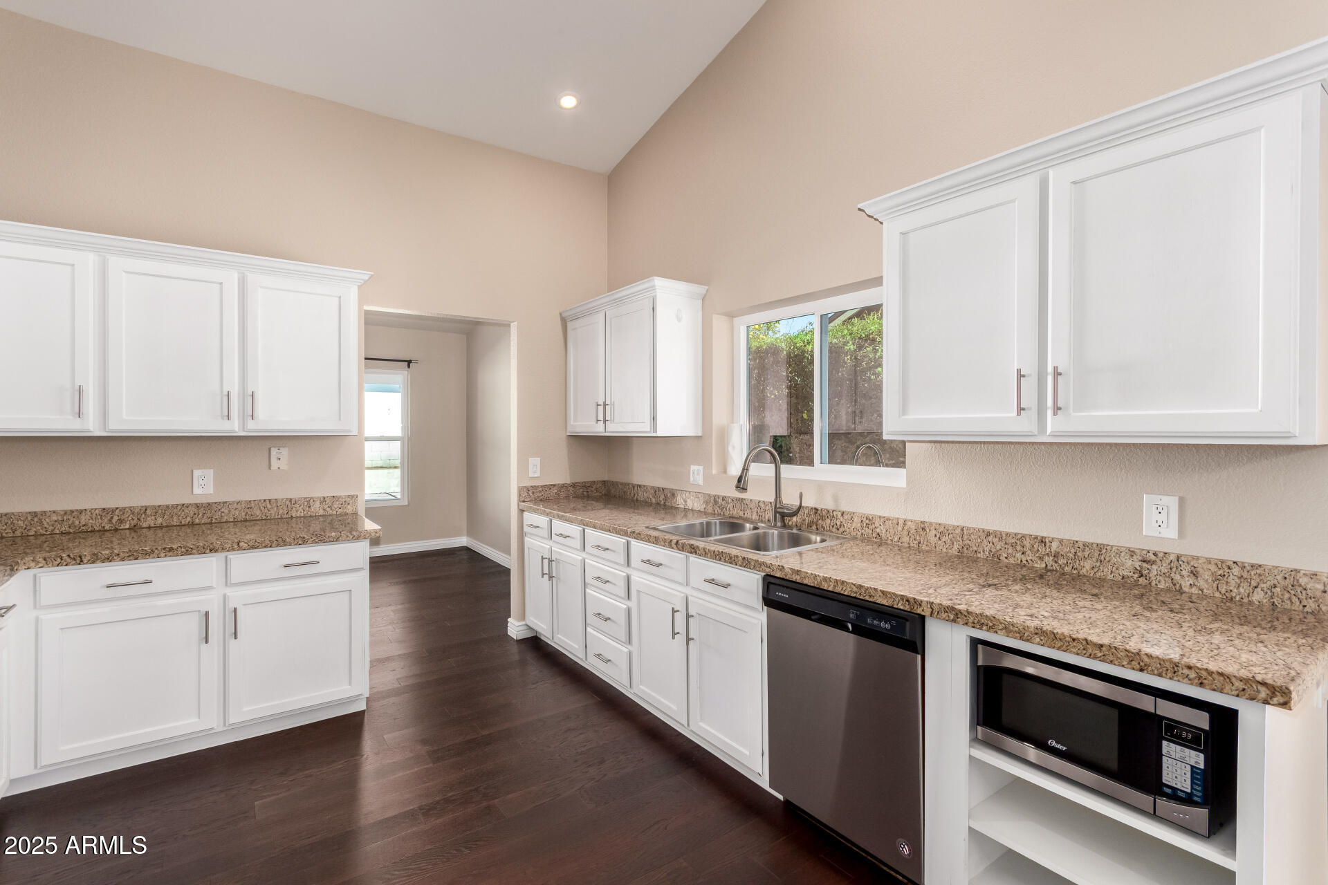 9024 West Granada Road Phoenix, AZ 85037 - Photo 15 of 33 14 - Granada