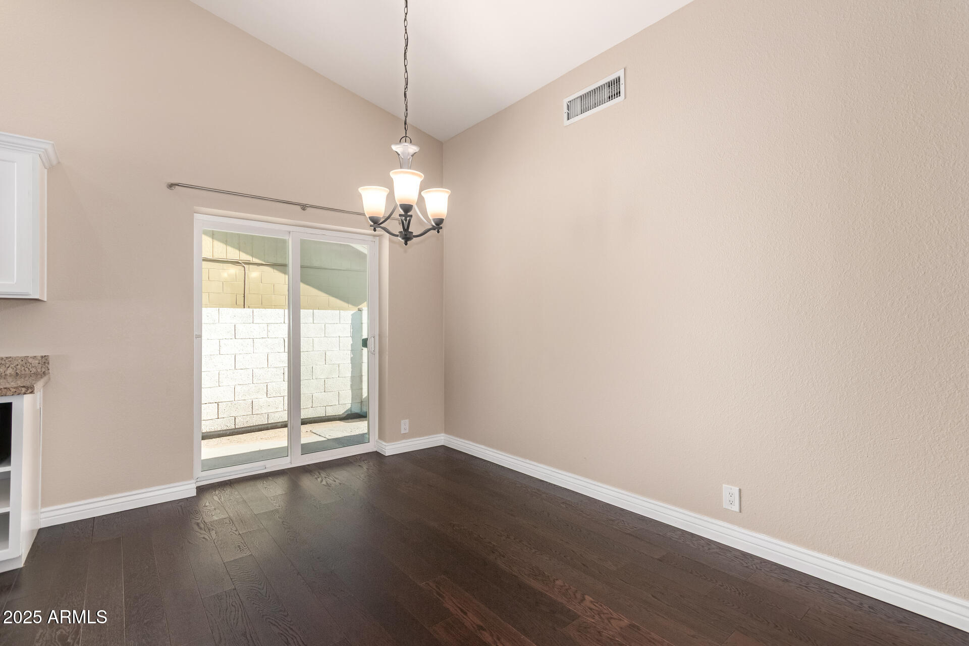 9024 West Granada Road Phoenix, AZ 85037 - Photo 10 of 33 09 - Granada