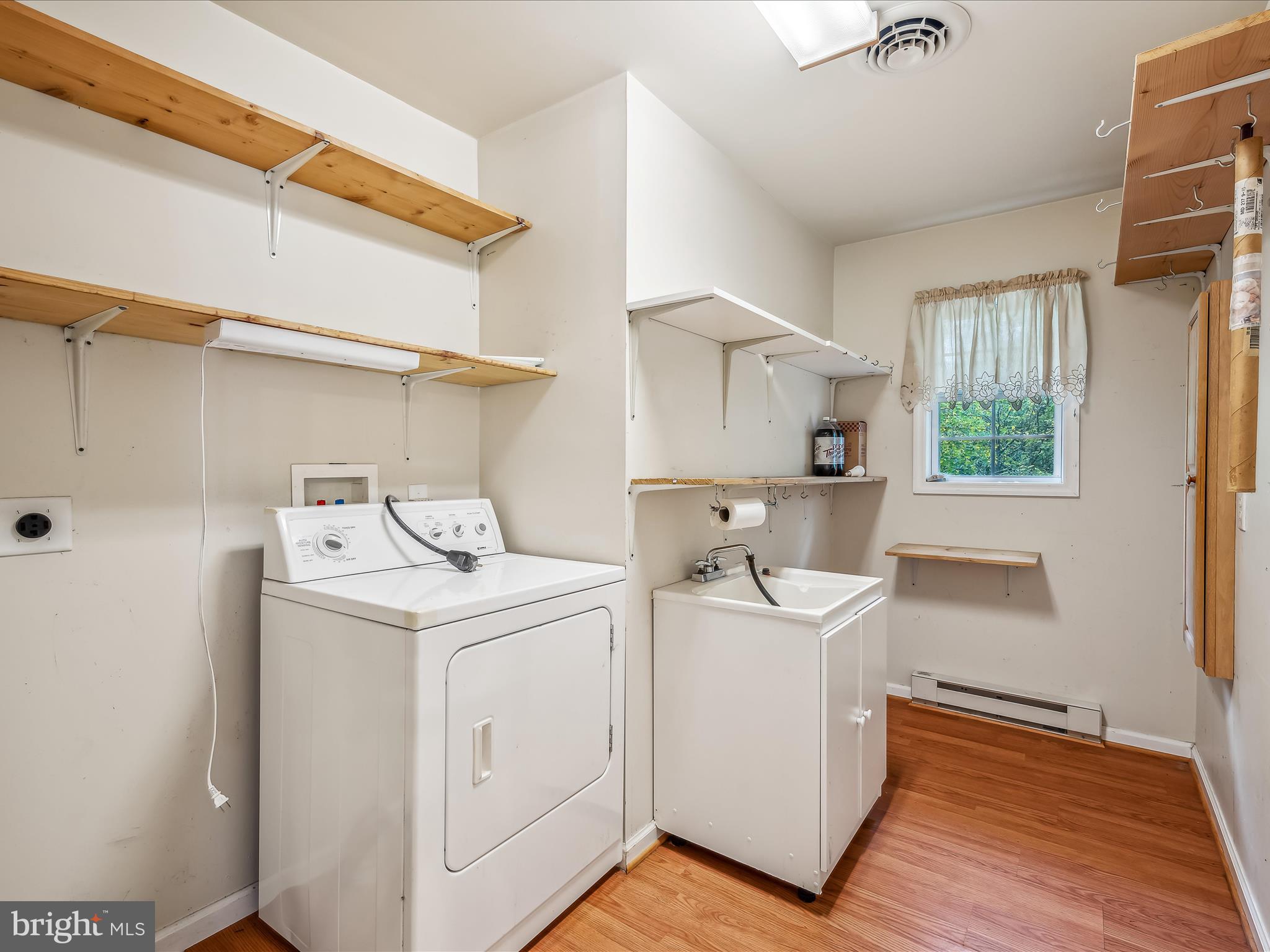 295 Co Rte 9/20 Hedgesville, WV 25427 - Photo 14 of 35 Laundry Room