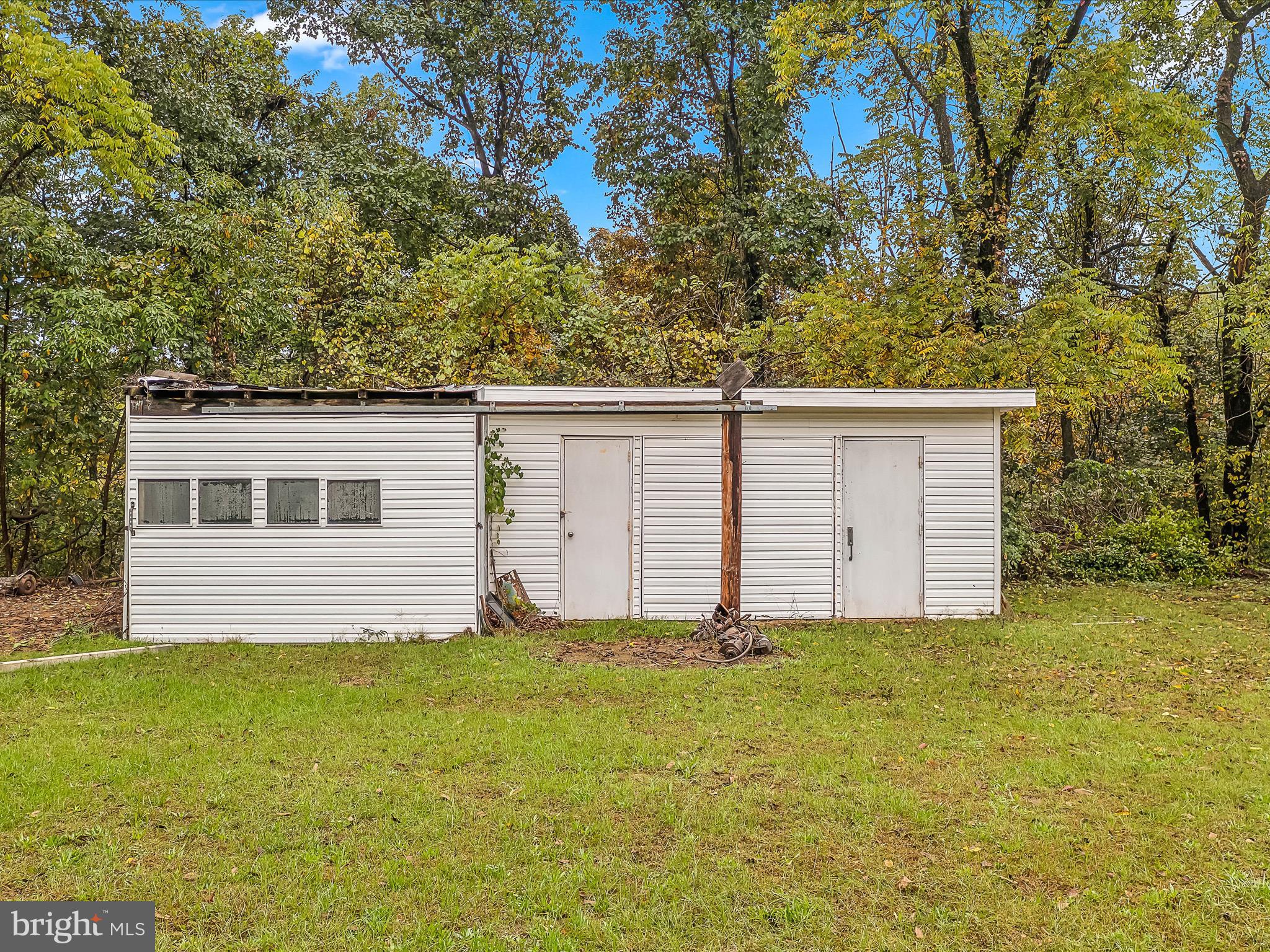 295 Co Rte 9/20 Hedgesville, WV 25427 - Photo 24 of 35 Shed