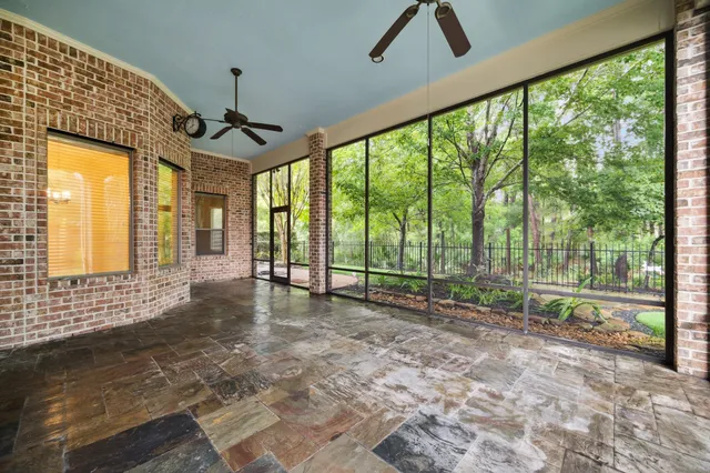 $589,000 | 5518 August Hill Drive, Kingwood, TX 77345