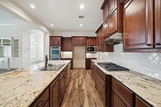 $589,000 | 5518 August Hill Drive, Kingwood, TX 77345