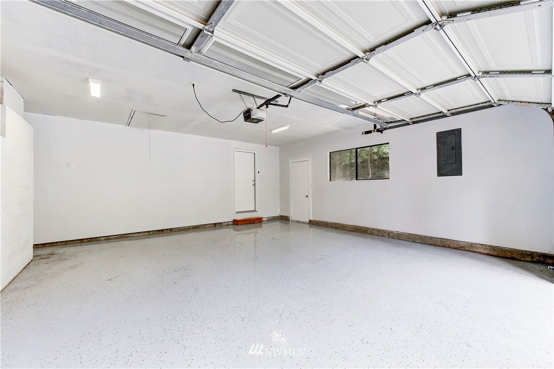 17322 Meadowdale Beach Road Edmonds, WA 98026 - Photo 20 of 26 Gallery Image 20