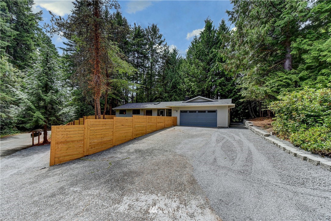 17322 Meadowdale Beach Road Edmonds, WA 98026 - Photo 22 of 26 Gallery Image 22