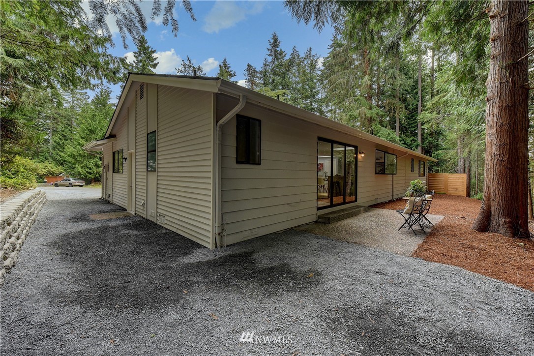 17322 Meadowdale Beach Road Edmonds, WA 98026 - Photo 26 of 26 Gallery Image 26