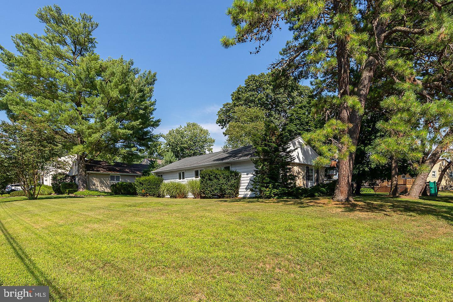 527 Boundary Road Pitman, NJ 08071 - Photo 4 of 21 Gallery Image 4