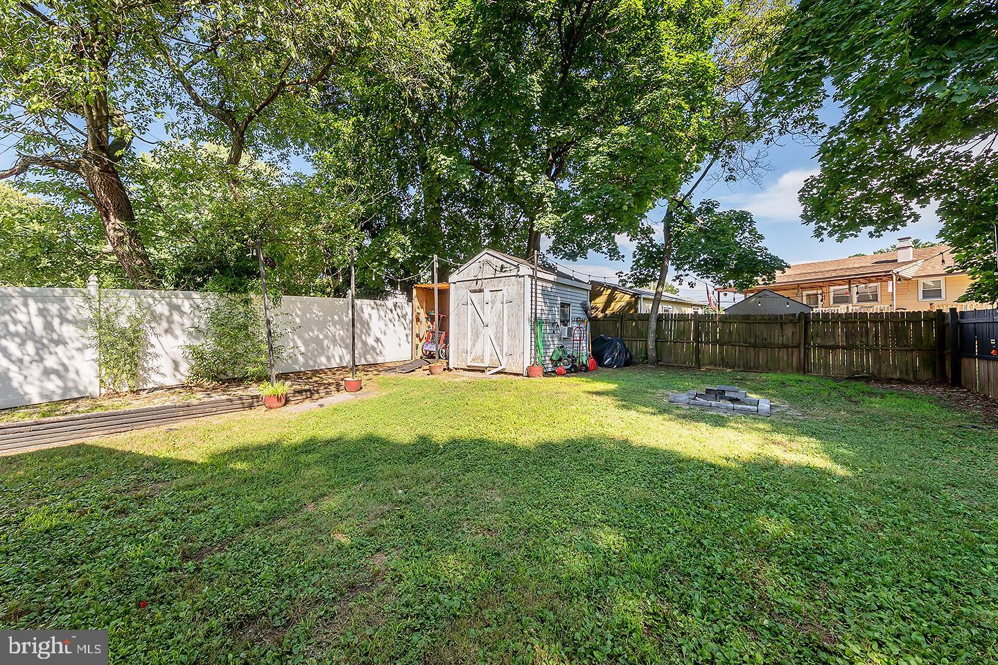 527 Boundary Road Pitman, NJ 08071 - Photo 6 of 21 Fenced yard