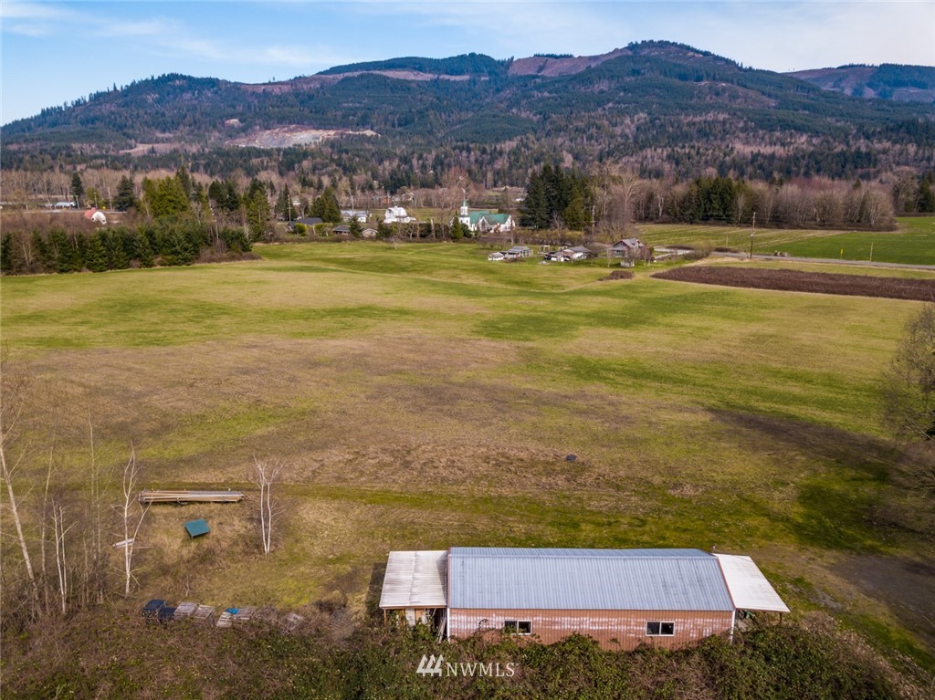 3626 Back Acre Road Everson, WA 98247 - Photo 4 of 6 a view of an ocean and a mountain