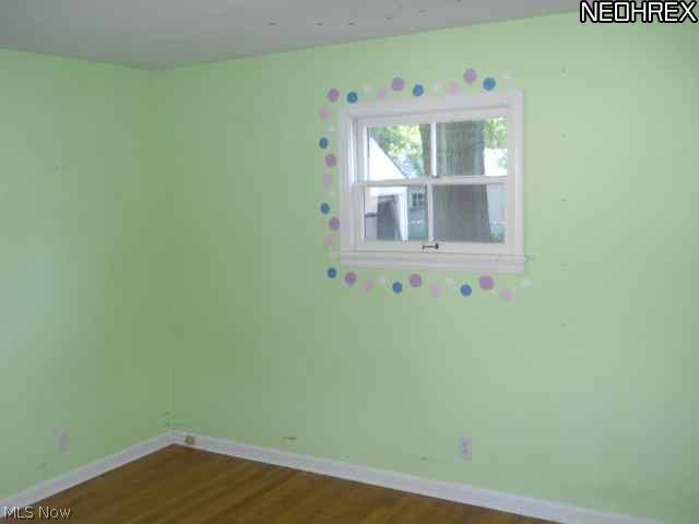 1019 Argonne Road Cleveland, OH 44121 - Photo 5 of 10