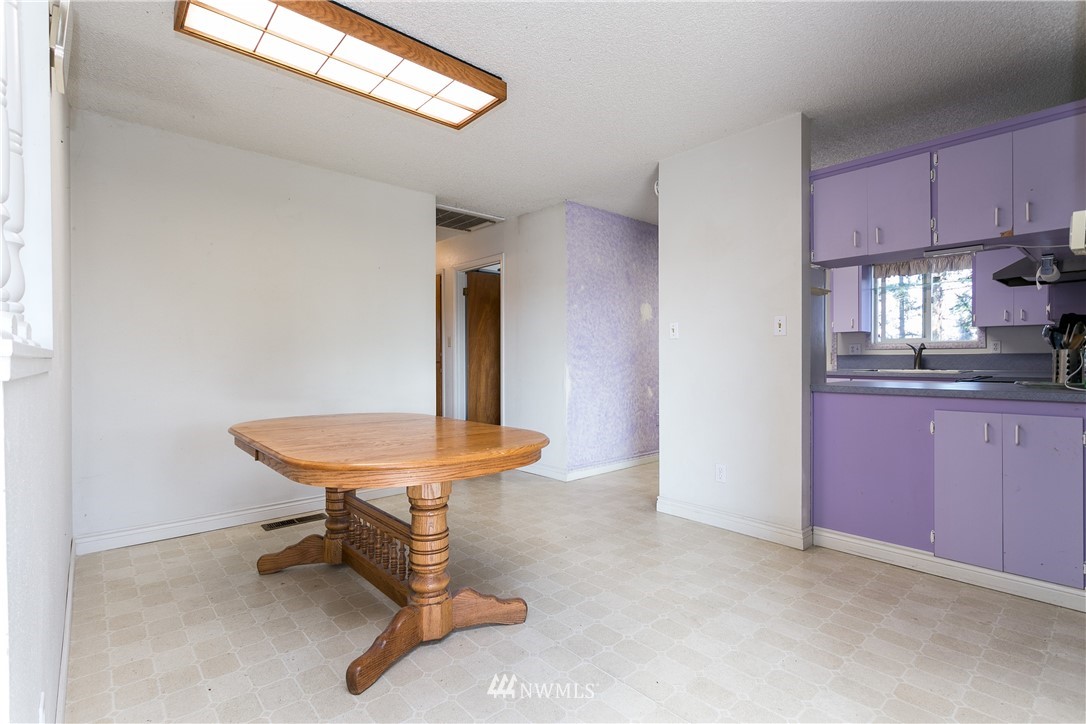 744 West Axton Road Bellingham, WA 98226 - Photo 11 of 23