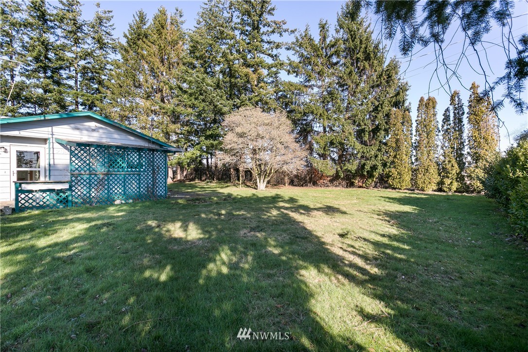 744 West Axton Road Bellingham, WA 98226 - Photo 4 of 23