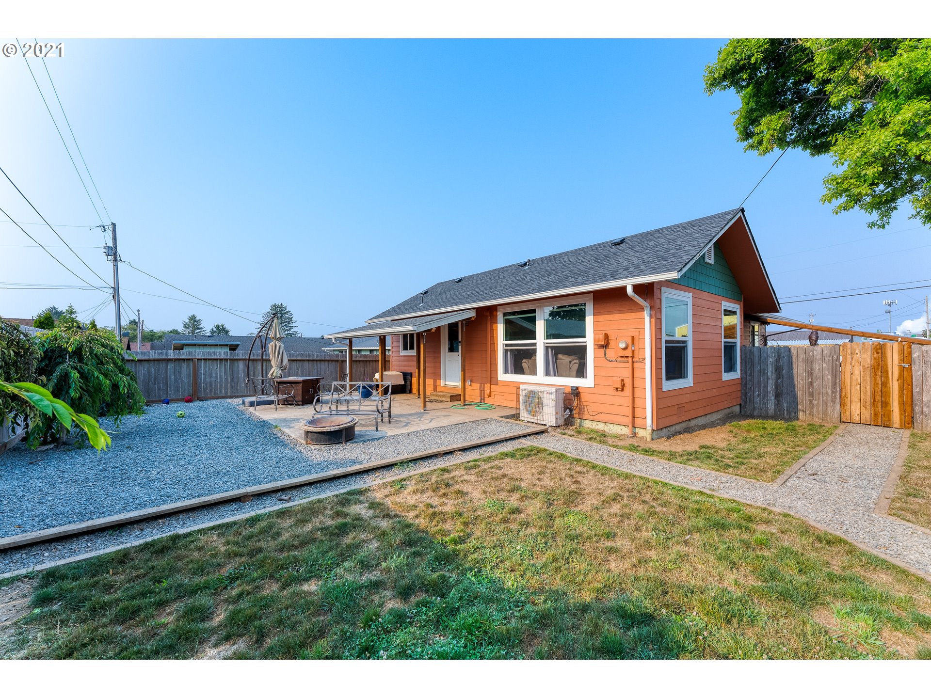 386 Tanbark Road Brookings, OR 97415 - Photo 3 of 15 Gallery Image 3