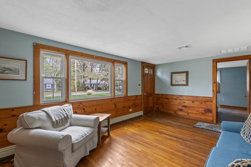 15 Squanto Road Yarmouth, MA 02664 - Photo 12 of 32