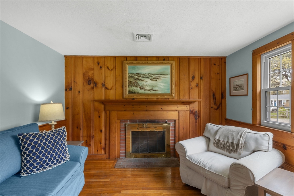 15 Squanto Road Yarmouth, MA 02664 - Photo 13 of 32