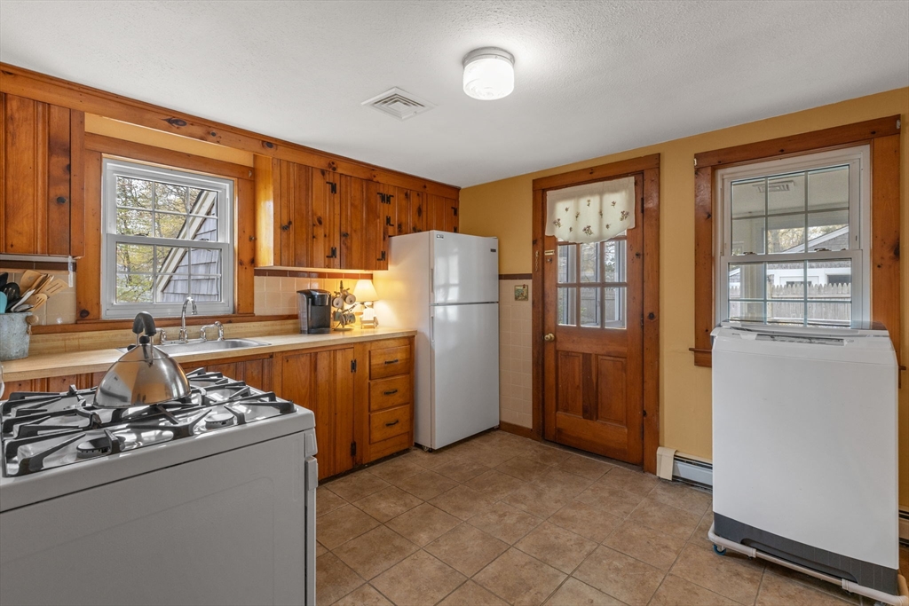 15 Squanto Road Yarmouth, MA 02664 - Photo 20 of 32