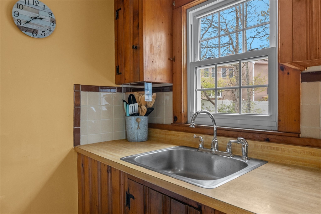 15 Squanto Road Yarmouth, MA 02664 - Photo 22 of 32