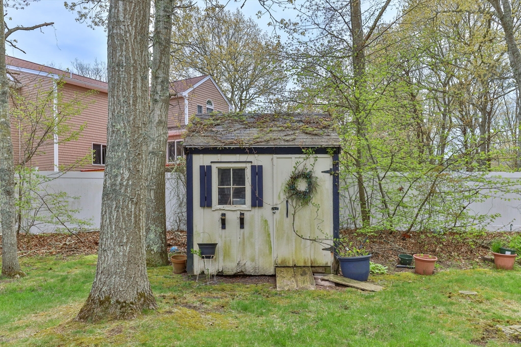 15 Squanto Road Yarmouth, MA 02664 - Photo 26 of 32
