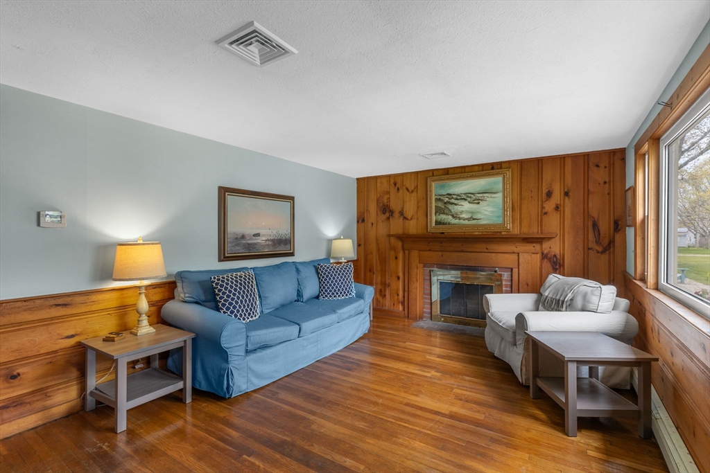 15 Squanto Road Yarmouth, MA 02664 - Photo 8 of 32