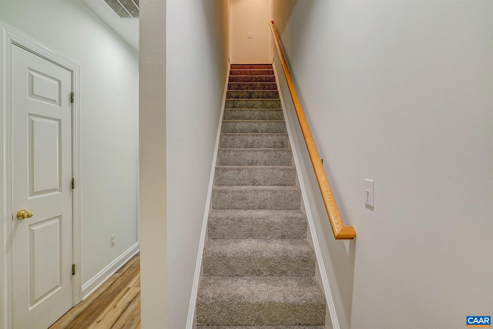 1105 Druid Avenue, Unit R Charlottesville, VA 22902 - Photo 15 of 47 Gallery Image 15