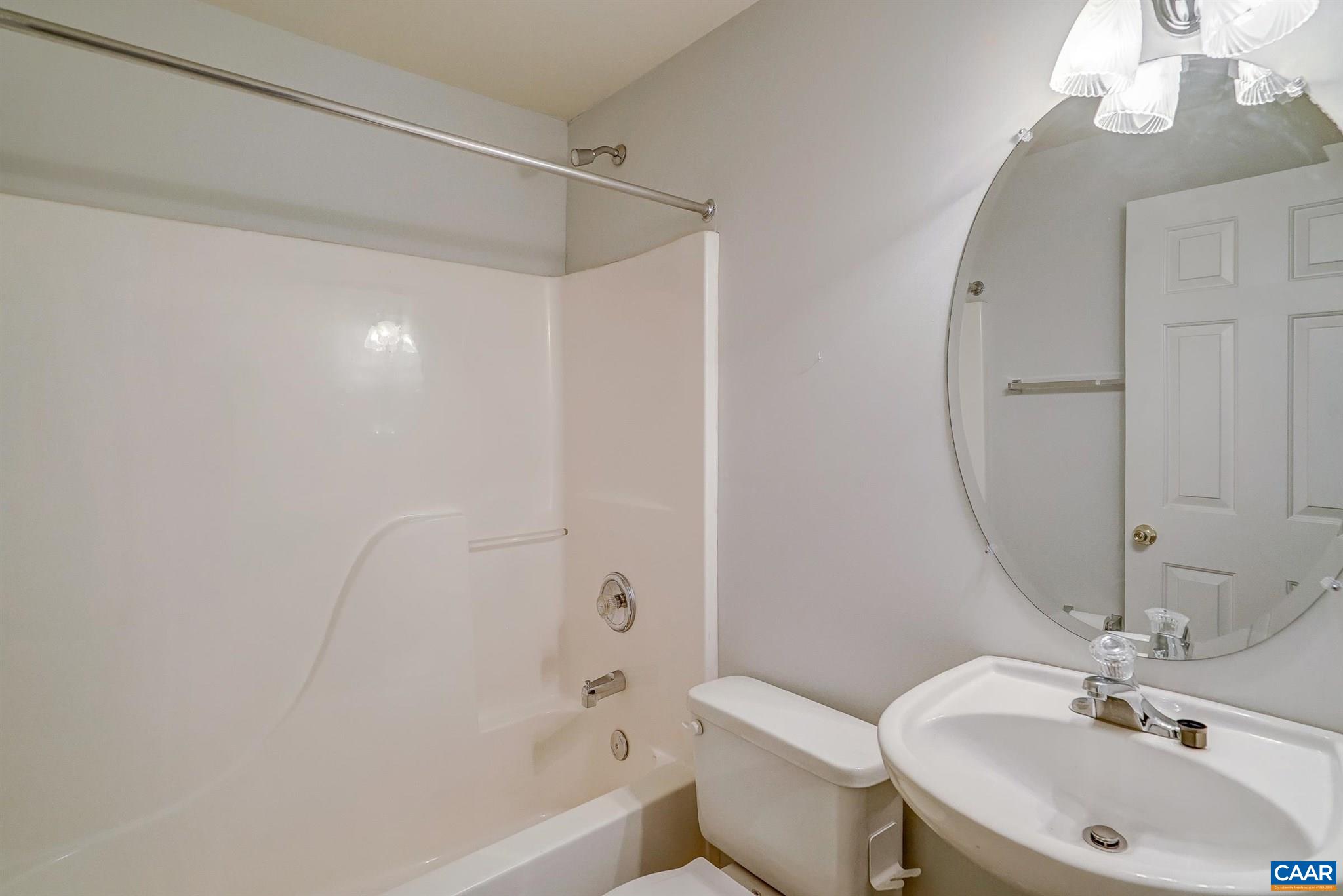 1105 Druid Avenue, Unit R Charlottesville, VA 22902 - Photo 30 of 47 Gallery Image 30