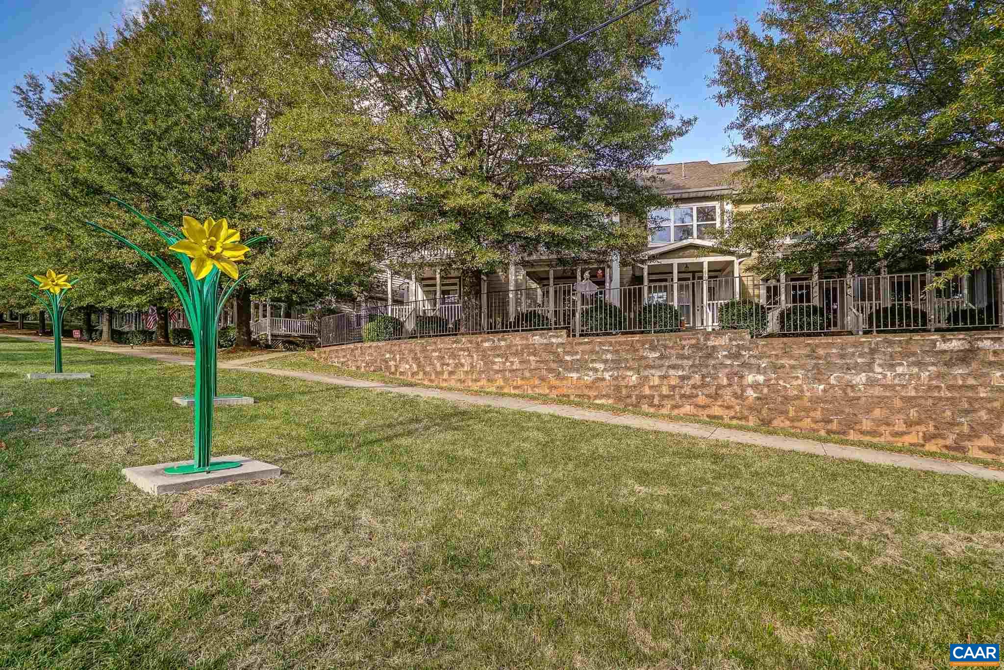 1105 Druid Avenue, Unit R Charlottesville, VA 22902 - Photo 35 of 47 Gallery Image 35