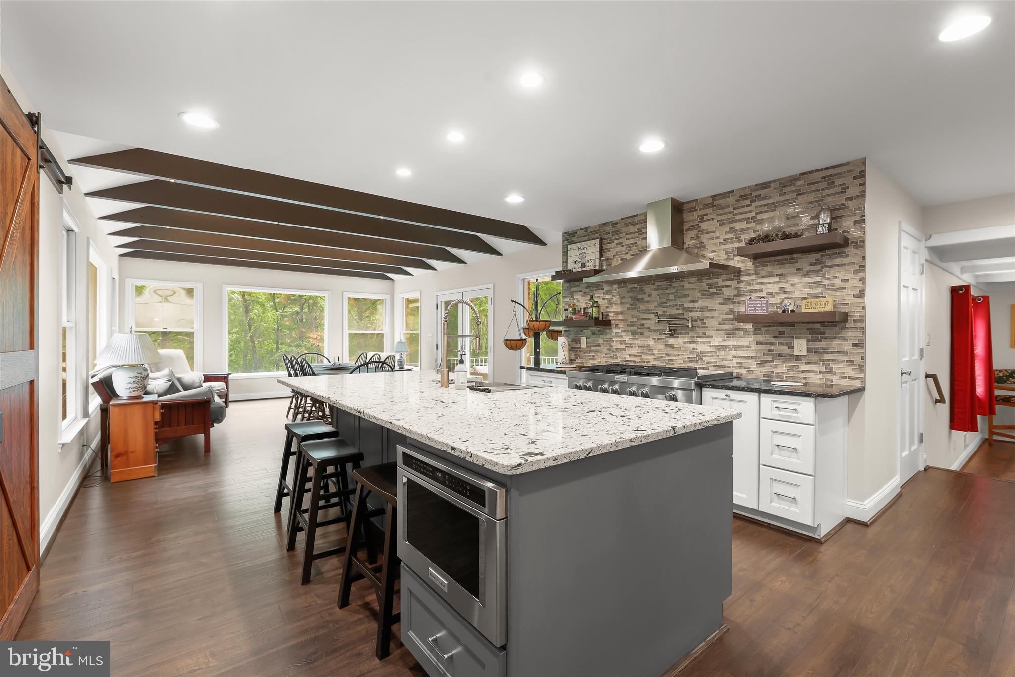3754 Patuxent River Road Davidsonville, MD 21035 - Photo 4 of 82 Kitchen