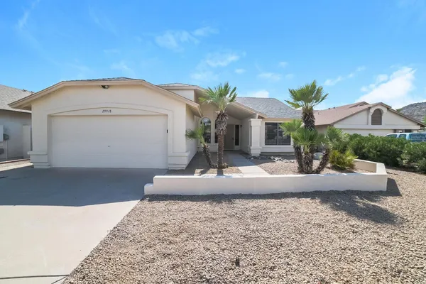 $2,180 | 20018 North 43rd Lane, Glendale, AZ 85308