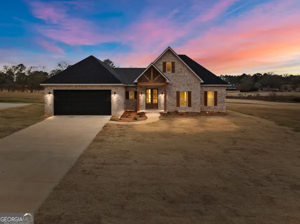 $350,000 | 107 River Ridge Drive, Hawkinsville, GA 31036