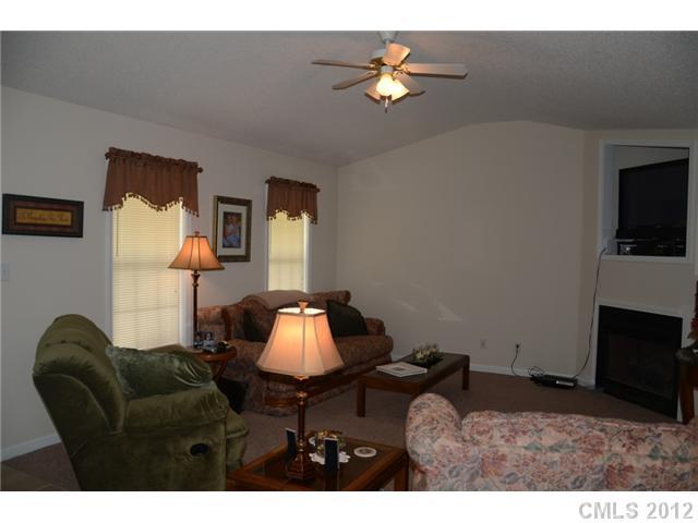 412 West Rice Street Landis, NC 28088 - Photo 4 of 16 Gallery Image 4