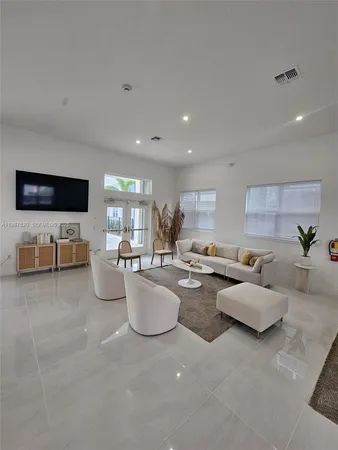 $2,450 | 1201 Southstation Place, Unit 101, Orlando, FL 32809