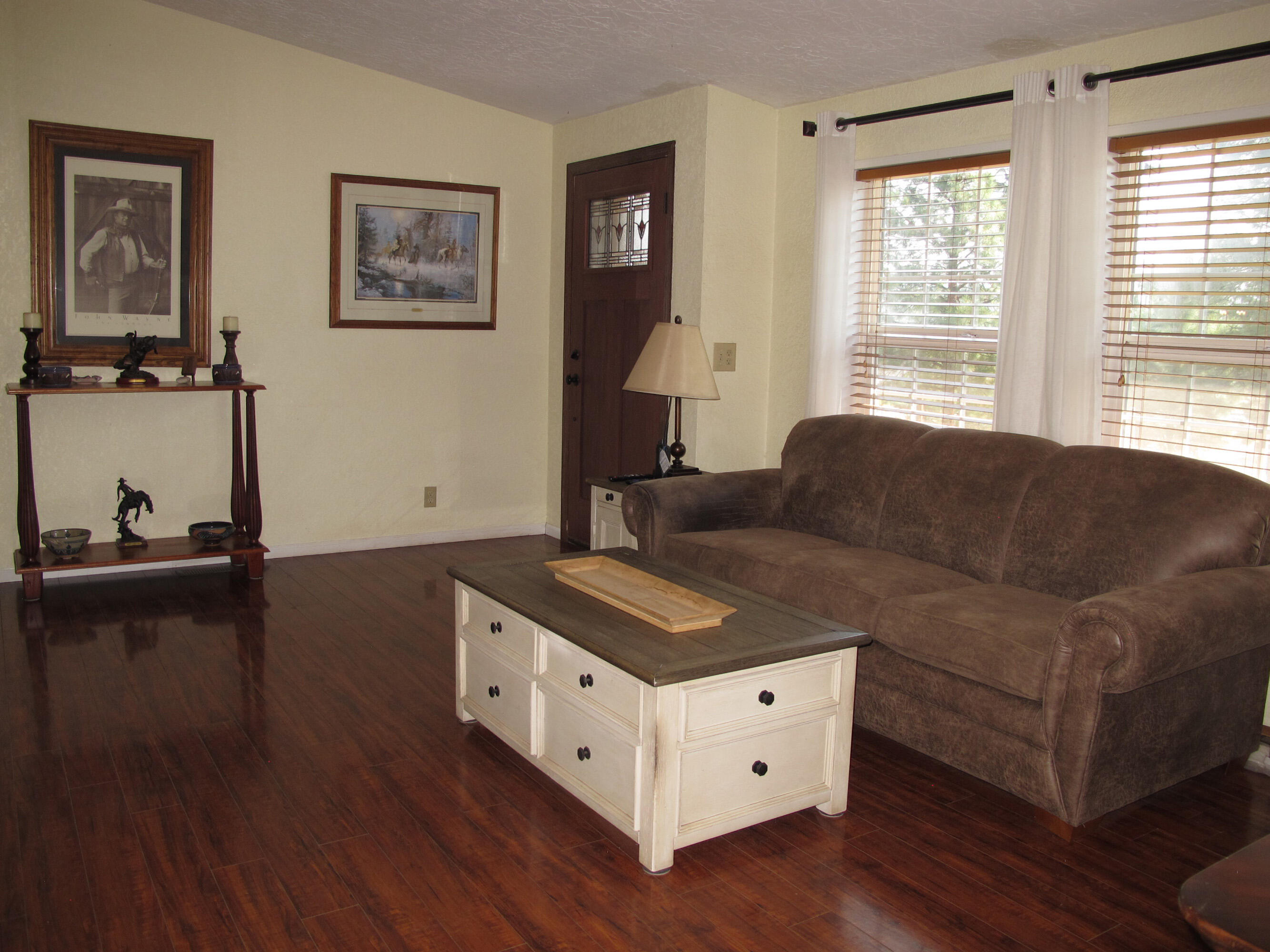 4366 Round Lake Road Klamath Falls, OR 97601 - Photo 6 of 39 6
